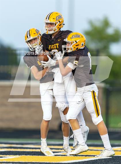 Thumbnail 3 in Hamilton vs. Zeeland East photogallery.