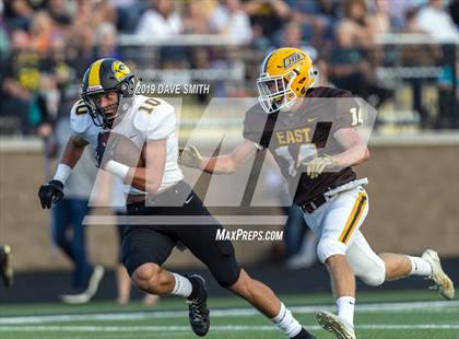 Thumbnail 2 in Hamilton vs. Zeeland East photogallery.