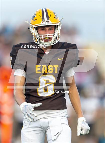 Thumbnail 1 in Hamilton vs. Zeeland East photogallery.