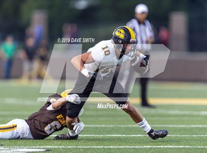 Thumbnail 2 in Hamilton vs. Zeeland East photogallery.