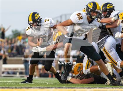 Thumbnail 2 in Hamilton vs. Zeeland East photogallery.