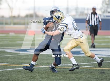 Thumbnail 3 in Los Osos @ Silverado photogallery.