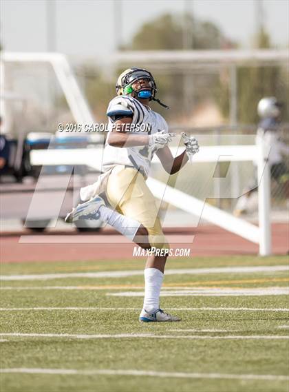 Thumbnail 1 in Los Osos @ Silverado photogallery.