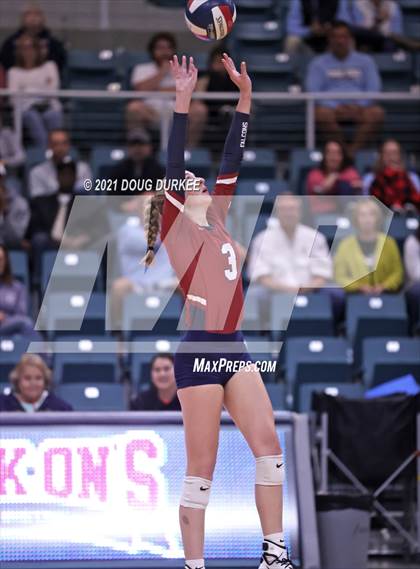 Thumbnail 3 in Stratford vs Tompkins (UIL 6A Area Playoff) photogallery.