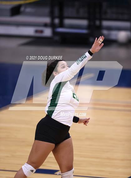 Thumbnail 1 in Stratford vs Tompkins (UIL 6A Area Playoff) photogallery.