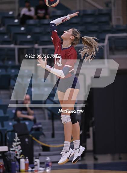 Thumbnail 2 in Stratford vs Tompkins (UIL 6A Area Playoff) photogallery.