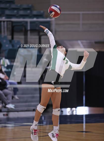 Thumbnail 1 in Stratford vs Tompkins (UIL 6A Area Playoff) photogallery.