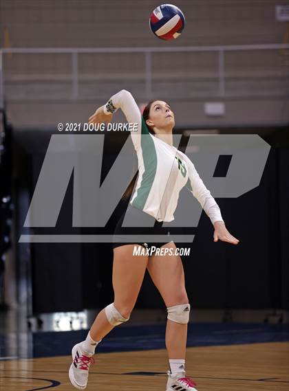 Thumbnail 2 in Stratford vs Tompkins (UIL 6A Area Playoff) photogallery.
