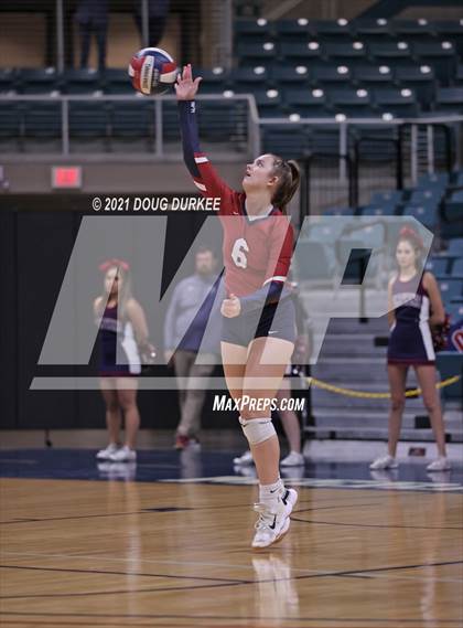 Thumbnail 1 in Stratford vs Tompkins (UIL 6A Area Playoff) photogallery.