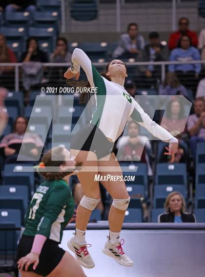 Thumbnail 3 in Stratford vs Tompkins (UIL 6A Area Playoff) photogallery.