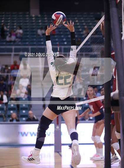 Thumbnail 1 in Stratford vs Tompkins (UIL 6A Area Playoff) photogallery.