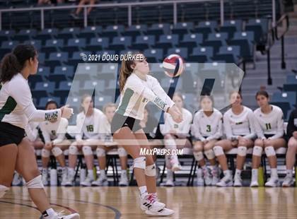 Thumbnail 1 in Stratford vs Tompkins (UIL 6A Area Playoff) photogallery.