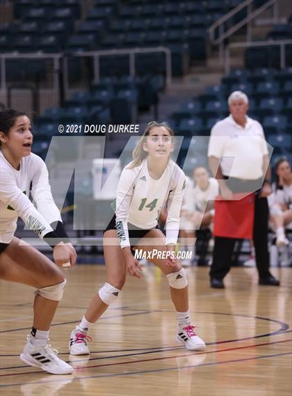 Thumbnail 2 in Stratford vs Tompkins (UIL 6A Area Playoff) photogallery.
