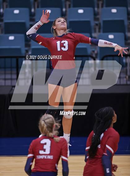 Thumbnail 3 in Stratford vs Tompkins (UIL 6A Area Playoff) photogallery.