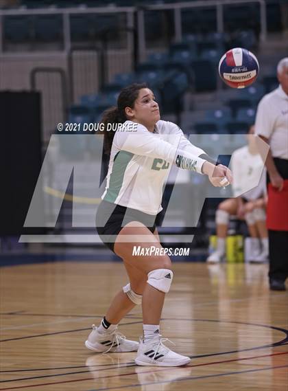 Thumbnail 1 in Stratford vs Tompkins (UIL 6A Area Playoff) photogallery.