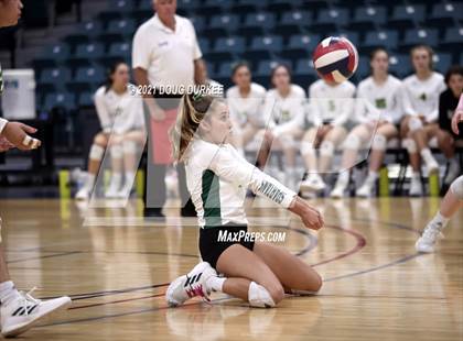 Thumbnail 2 in Stratford vs Tompkins (UIL 6A Area Playoff) photogallery.