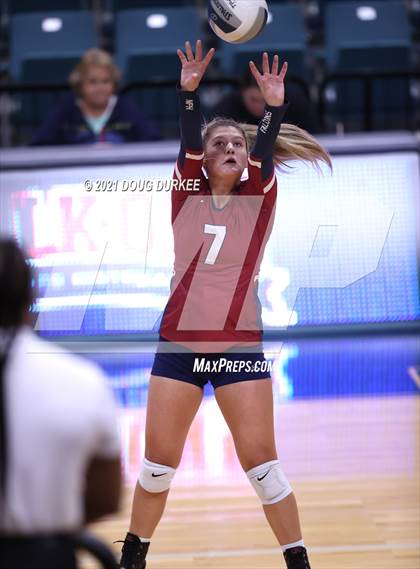 Thumbnail 3 in Stratford vs Tompkins (UIL 6A Area Playoff) photogallery.