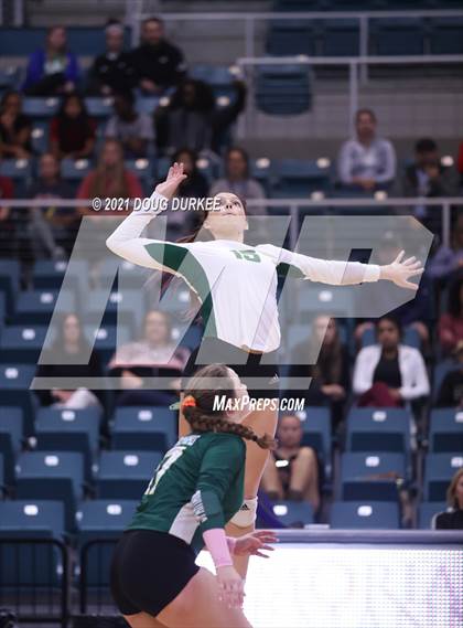 Thumbnail 2 in Stratford vs Tompkins (UIL 6A Area Playoff) photogallery.