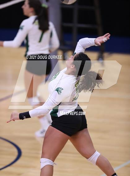 Thumbnail 2 in Stratford vs Tompkins (UIL 6A Area Playoff) photogallery.