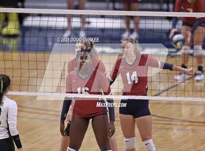 Thumbnail 2 in Stratford vs Tompkins (UIL 6A Area Playoff) photogallery.