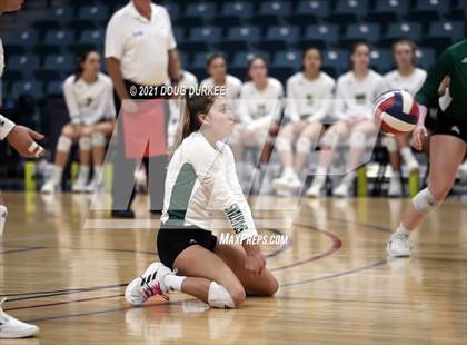 Thumbnail 3 in Stratford vs Tompkins (UIL 6A Area Playoff) photogallery.