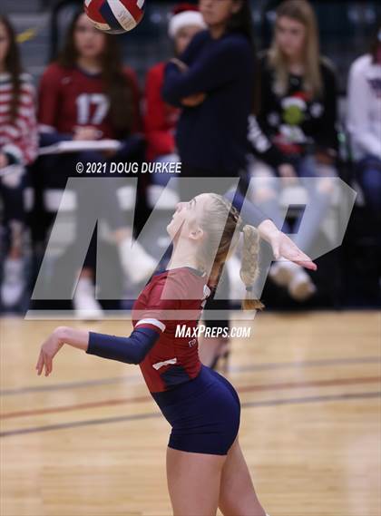 Thumbnail 1 in Stratford vs Tompkins (UIL 6A Area Playoff) photogallery.
