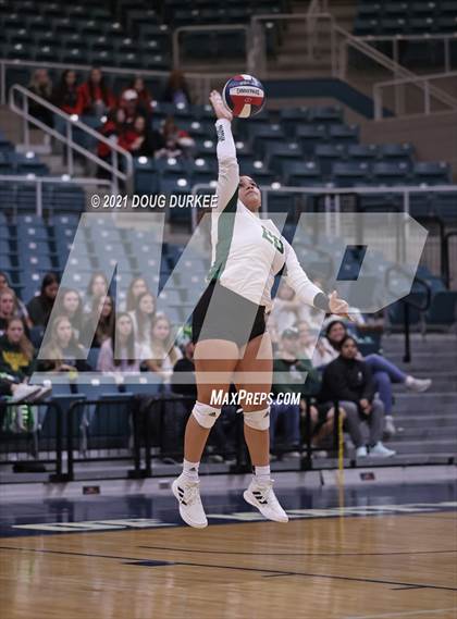 Thumbnail 1 in Stratford vs Tompkins (UIL 6A Area Playoff) photogallery.