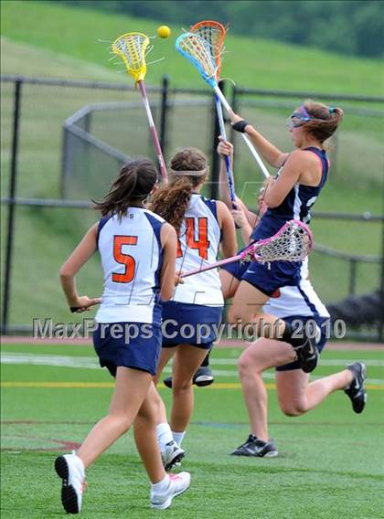 Thumbnail 3 in Hershey vs. Unionville (PIAA Playoffs) photogallery.