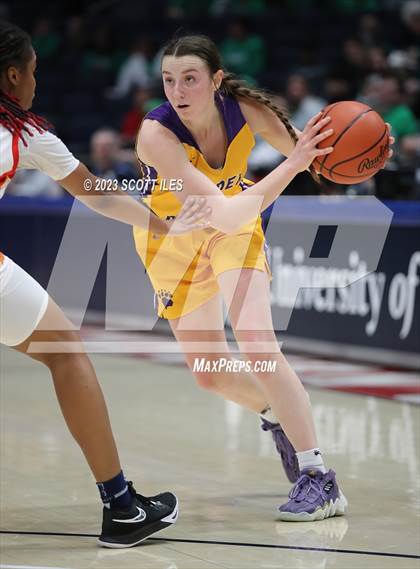 Thumbnail 2 in Bryan vs. Purcell Marian (OHSAA D2 State Semifinal) photogallery.