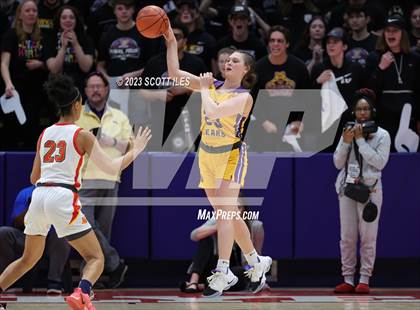 Thumbnail 2 in Bryan vs. Purcell Marian (OHSAA D2 State Semifinal) photogallery.