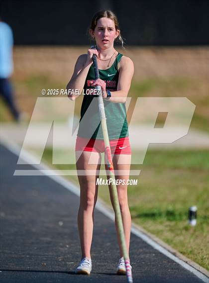 Thumbnail 1 in UIL 6A Track & Field Area 13&14 (Pole Vault) photogallery.