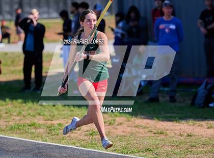 Thumbnail 3 in UIL 6A Track & Field Area 13&14 (Pole Vault) photogallery.