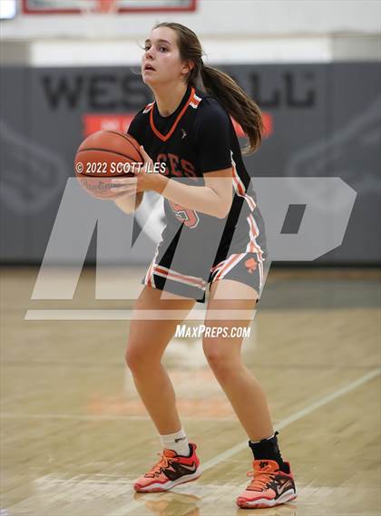 Thumbnail 2 in Amanda-Clearcreek vs Westfall photogallery.