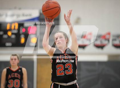 Thumbnail 3 in Amanda-Clearcreek vs Westfall photogallery.
