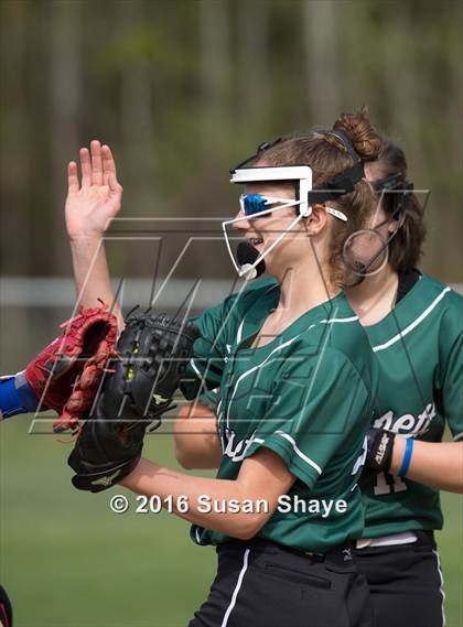Thumbnail 3 in Wachusett Regional @ Hudson photogallery.
