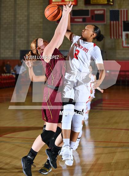 Thumbnail 2 in Esperanza @ Mater Dei (Nike Extravaganza) photogallery.