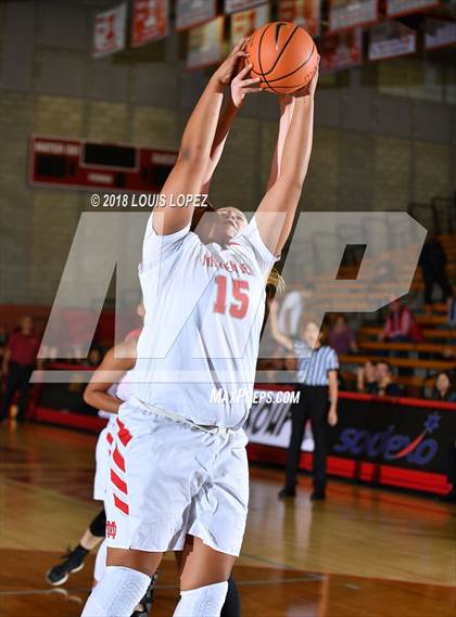 Thumbnail 1 in Esperanza @ Mater Dei (Nike Extravaganza) photogallery.