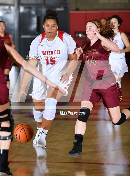 Thumbnail 3 in Esperanza @ Mater Dei (Nike Extravaganza) photogallery.