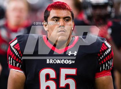 Thumbnail 3 in Wakeland vs. Mansfield Legacy (UIL 5A DI Regional Playoff at the Star) photogallery.