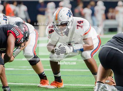 Thumbnail 2 in Wakeland vs. Mansfield Legacy (UIL 5A DI Regional Playoff at the Star) photogallery.