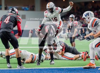 Thumbnail 1 in Wakeland vs. Mansfield Legacy (UIL 5A DI Regional Playoff at the Star) photogallery.