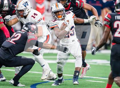 Thumbnail 3 in Wakeland vs. Mansfield Legacy (UIL 5A DI Regional Playoff at the Star) photogallery.