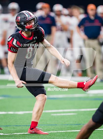 Thumbnail 2 in Wakeland vs. Mansfield Legacy (UIL 5A DI Regional Playoff at the Star) photogallery.