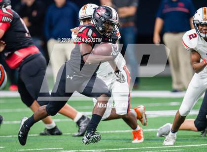 Thumbnail 1 in Wakeland vs. Mansfield Legacy (UIL 5A DI Regional Playoff at the Star) photogallery.