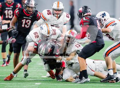Thumbnail 2 in Wakeland vs. Mansfield Legacy (UIL 5A DI Regional Playoff at the Star) photogallery.