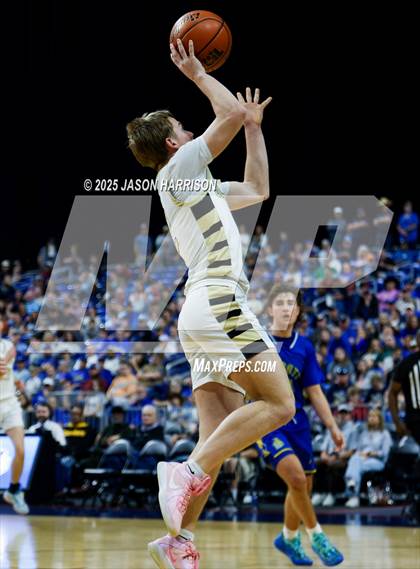 Thumbnail 2 in Jayton vs. Bryson (UIL Basketball 1A D2 Final) photogallery.