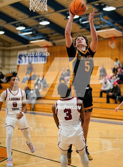 Thumbnail 3 in Del Oro vs. Laguna Creek (Norcal Tip-off Tournament) photogallery.