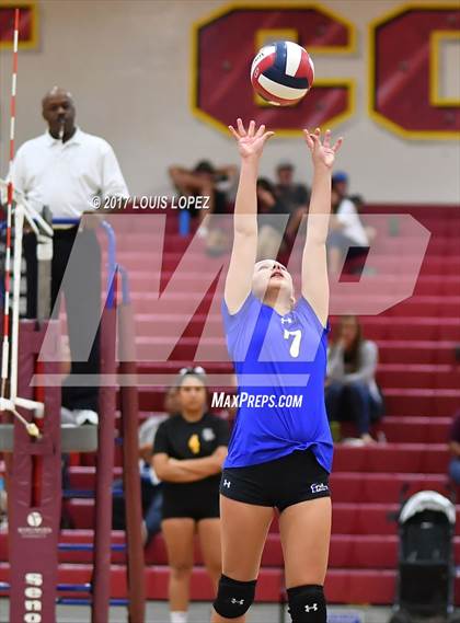 Thumbnail 1 in Charter Oak @ West Covina photogallery.