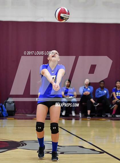 Thumbnail 2 in Charter Oak @ West Covina photogallery.