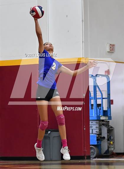 Thumbnail 2 in Charter Oak @ West Covina photogallery.